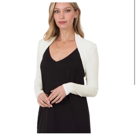 Sweaters - NWT Bolero - One size